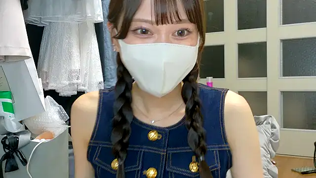 Snapshot of riken_jp chatting on 8, 10, 2025 riken jp online show from 8, 10, 2025