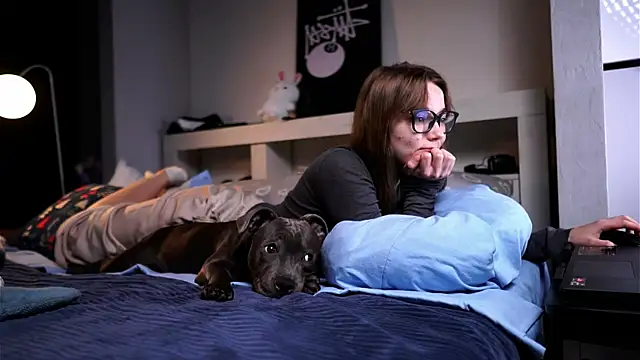 ileanacampbe online show from 14, 11, 2025