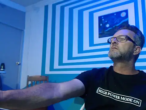 itsmeyes69 online show from 7, 2, 2025