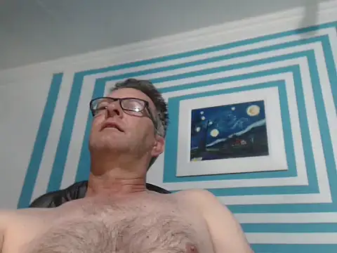 itsmeyes69 online show from 14, 10, 2025