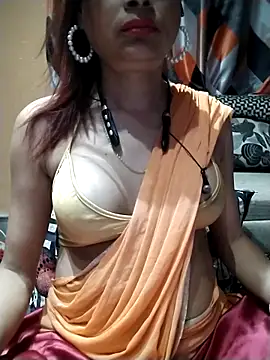 SANA-LEONI online show from 20, 11, 2025