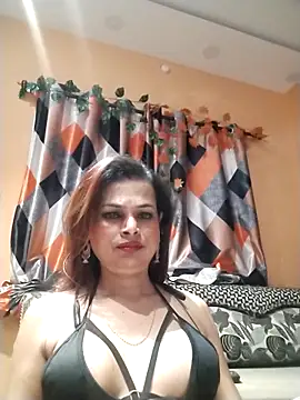 Snapshot of SANA-LEONI chatting on 10, 4, 2026 SANA-LEONI online show from 10, 4, 2026
