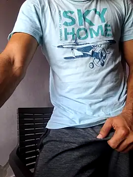 Snapshot of braveman999 chatting on 19, 4, 2026 braveman999 online show from 19, 4, 2026