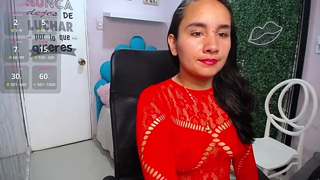 Snapshot of Maylin_horny19 chatting on 12, 9, 2025 Maylin horny19 online show from 12, 9, 2025