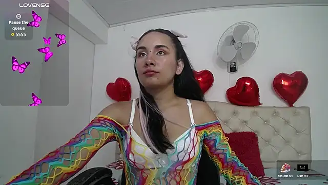 Snapshot of Maylin_horny19 chatting on 15, 10, 2025 Maylin horny19 online show from 15, 10, 2025