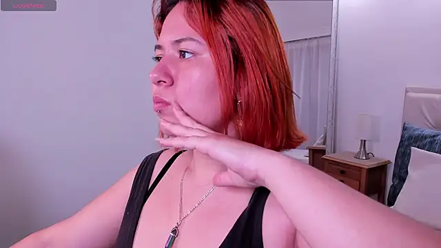 zoes milee online show from 4, 2, 2025