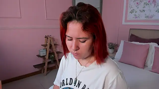 zoes milee online show from 26, 2, 2025