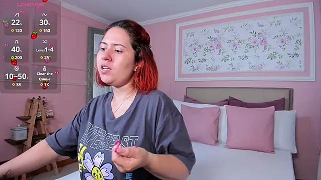 zoes milee online show from 28, 2, 2025