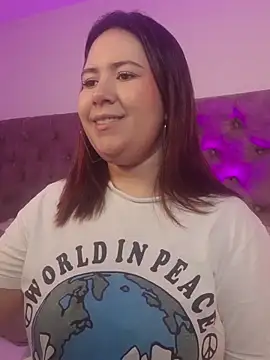 zoes milee online show from 10, 10, 2025