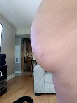 chocolatechipkukky85 online show from 8, 1, 2025