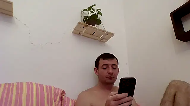 Snapshot of SeX_roomX chatting on 27, 9, 2025 SeX roomX online show from 27, 9, 2025