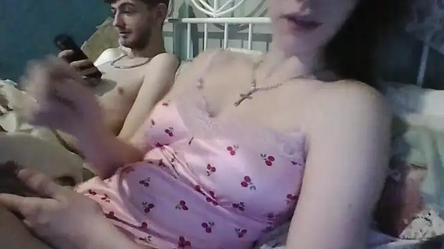 Snapshot of VioletxBlue chatting on 21, 5, 2026 VioletxBlue online show from 21, 5, 2026