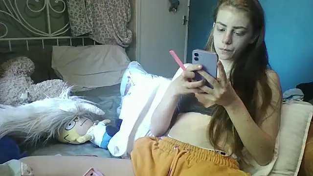 Snapshot of VioletxBlue chatting on 25, 5, 2026 VioletxBlue online show from 25, 5, 2026