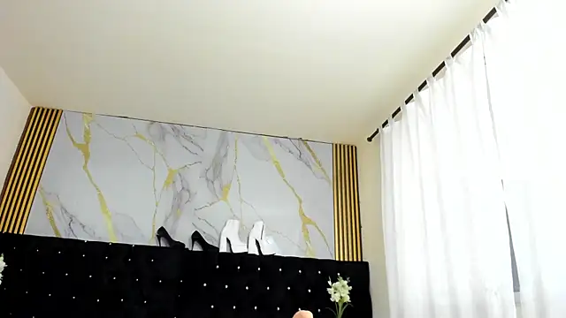 SalomeSimonz online show from 26, 9, 2025