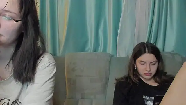 honey love honeyy online show from 15, 1, 2025