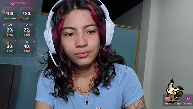 Lovelyamyy online show from 9, 10, 2025