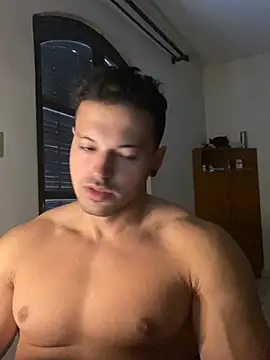 Lucasfit24 online show from 5, 3, 2025