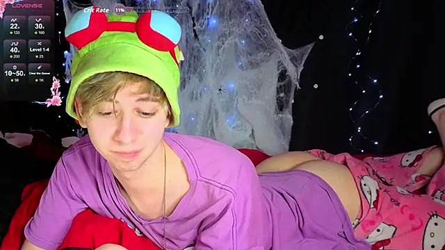 Snapshot of Timothy_Fox chatting on 19, 11, 2025 Timothy Fox online show from 19, 11, 2025