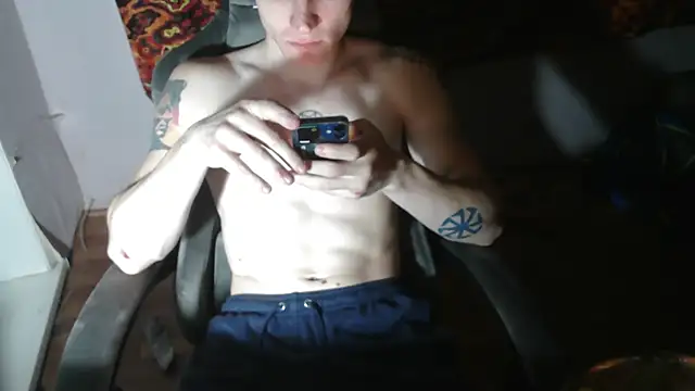 Snapshot of johnny_positive chatting on 20, 10, 2025 johnny positive online show from 20, 10, 2025