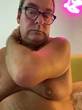 Snapshot of MountJohnXL chatting on 6, 3, 2026 MountJohnXL online show from 6, 3, 2026