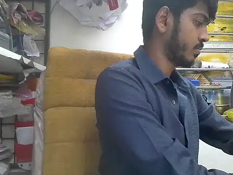 Snapshot of cute_modell chatting on 5, 3, 2026 cute modell online show from 5, 3, 2026