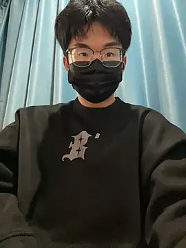 Snapshot of yfx468 chatting on 13, 3, 2025 yfx468 online show from 13, 3, 2025