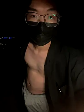 Snapshot of yfx468 chatting on 29, 10, 2025 yfx468 online show from 29, 10, 2025