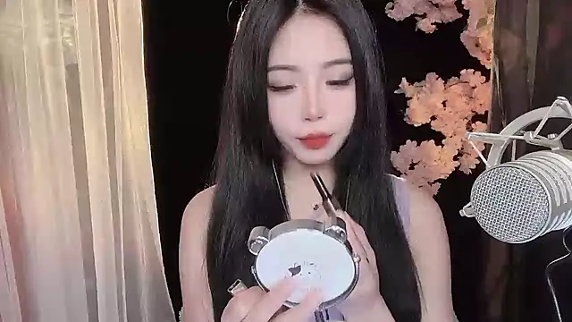 Snapshot of ying-love520 chatting on 3, 2, 2025 ying-love520 online show from 3, 2, 2025