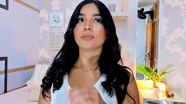 Snapshot of CharlotteGraay chatting on 29, 11, 2025 CharlotteGraay online show from 29, 11, 2025