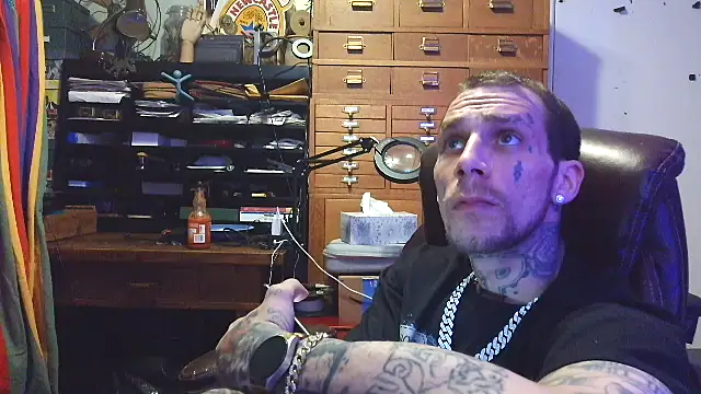 Snapshot of Aru916 chatting on 15, 11, 2025 Aru916 online show from 15, 11, 2025