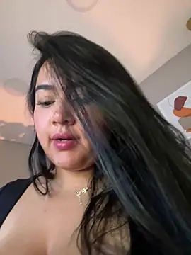 Snapshot of Sara__collins__ chatting on 21, 4, 2026 Sara collins online show from 21, 4, 2026