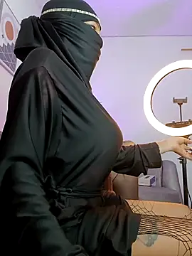 azahara faraah online show from 24, 10, 2025