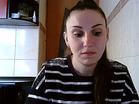 Yuliia30 online show from 19, 4, 2026