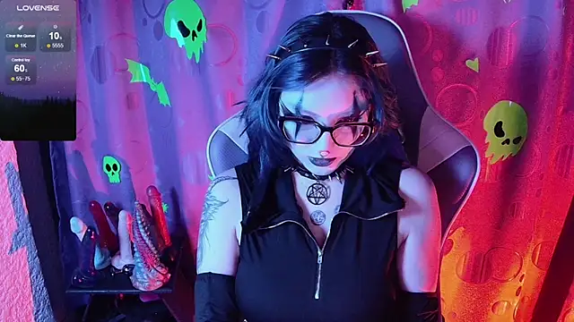 Kimlennox  online show from 14, 1, 2026