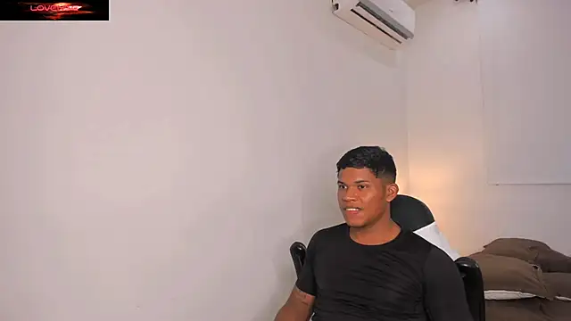 Snapshot of maxsteel177 chatting on 22, 1, 2025 maxsteel177 online show from 22, 1, 2025