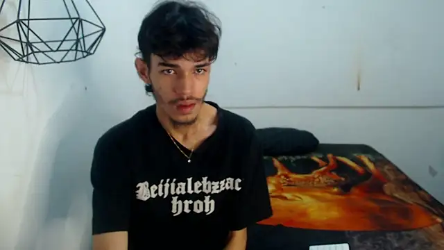 Snapshot of Alejandro_bigdick_x chatting on 13, 1, 2025 Alejandro bigdick x online show from 13, 1, 2025