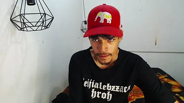 Snapshot of Alejandro_bigdick_x chatting on 21, 1, 2025 Alejandro bigdick x online show from 21, 1, 2025