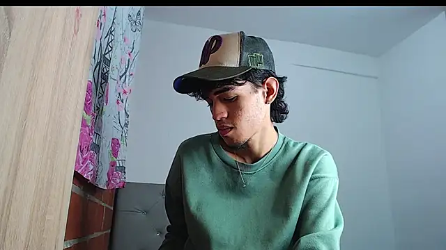 Snapshot of Alejandro_bigdick_x chatting on 9, 2, 2025 Alejandro bigdick x online show from 9, 2, 2025