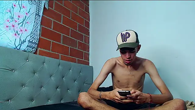 Snapshot of Alejandro_bigdick_x chatting on 20, 2, 2025 Alejandro bigdick x online show from 20, 2, 2025