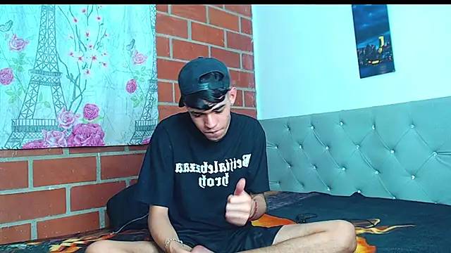 Snapshot of Alejandro_bigdick_x chatting on 6, 3, 2025 Alejandro bigdick x online show from 6, 3, 2025