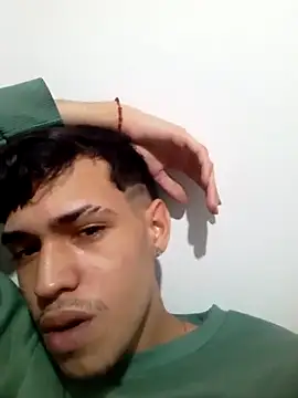 Snapshot of Alejandro_bigdick_x chatting on 14, 3, 2025 Alejandro bigdick x online show from 14, 3, 2025