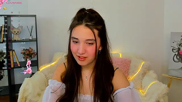 anna elfi online show from 8, 3, 2025