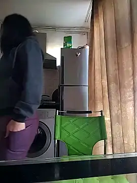 Snapshot of Rosanna_Rennie chatting on 11, 3, 2025 Rosanna Rennie online show from 11, 3, 2025