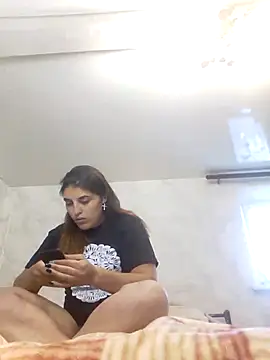 Snapshot of Rosanna_Rennie chatting on 25, 9, 2025 Rosanna Rennie online show from 25, 9, 2025