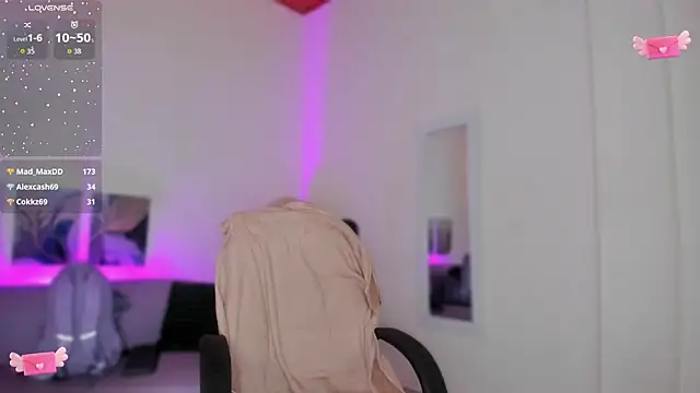 Snapshot of Kathe_slim chatting on 13, 12, 2025 Kathe slim online show from 13, 12, 2025