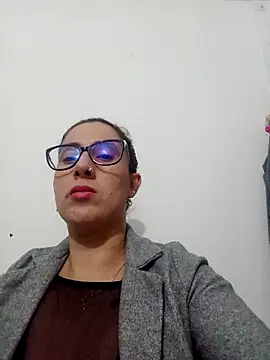Snapshot of CHARLOTTE_1711 chatting on 14, 2, 2025 CHARLOTTE 1711 online show from 14, 2, 2025