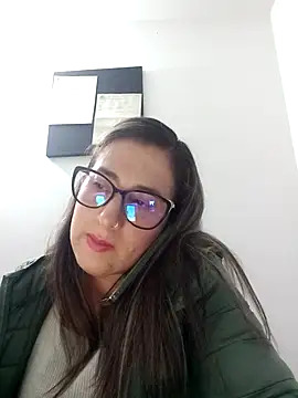 Snapshot of CHARLOTTE_1711 chatting on 14, 3, 2025 CHARLOTTE 1711 online show from 14, 3, 2025