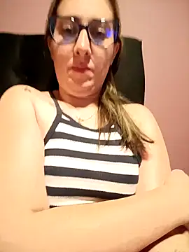 Snapshot of CHARLOTTE_1711 chatting on 13, 3, 2026 CHARLOTTE 1711 online show from 13, 3, 2026