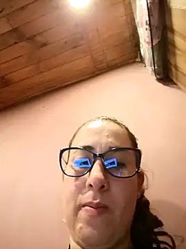 Snapshot of CHARLOTTE_1711 chatting on 29, 4, 2026 CHARLOTTE 1711 online show from 29, 4, 2026