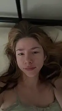 Snapshot of Mary_Leaf chatting on 16, 11, 2025 Mary Leaf online show from 16, 11, 2025